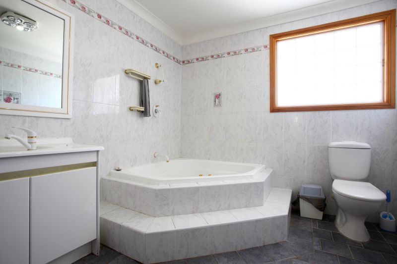 Cost of Bathtub Installation in Newbury Park, CA